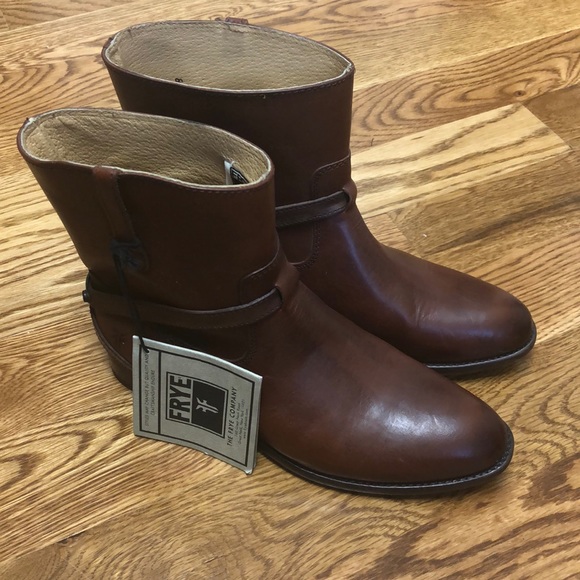 Frye Shoes - Frye boots